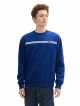 crew neck with chest print